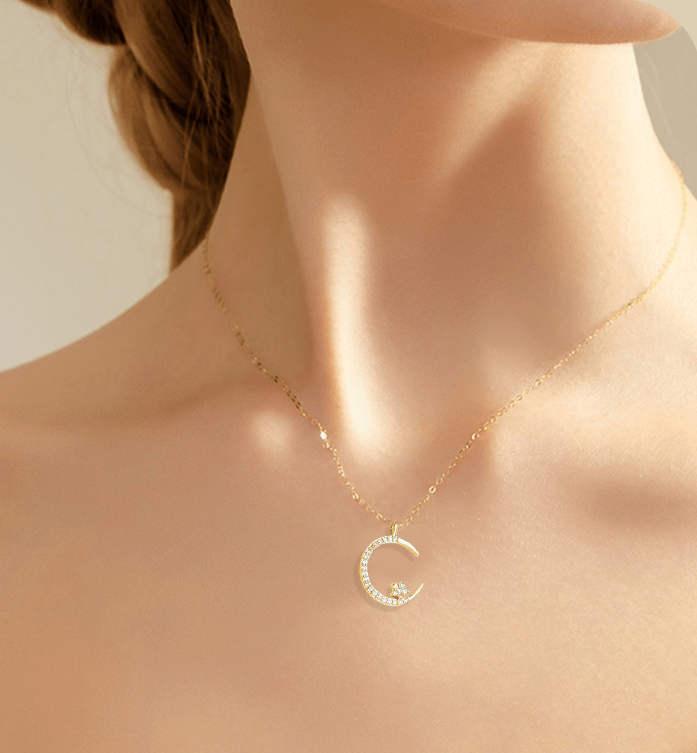 Celestia™ Collier Lune & Étoile à thérapie magnétique | Élimine la graisse et détoxifie en un instant!